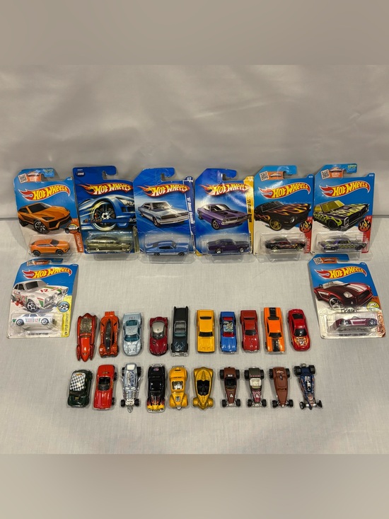 Hot Wheels Other - Hot Wheels Diecast Car Lot of 28 Packaged Carded and Loose Muscle Cars Hot Rods